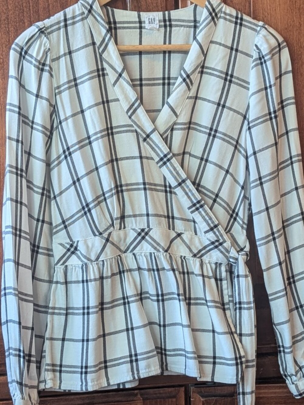 GAP Black & White Plaid Wrap Blouse with Peplum Waist Size XS